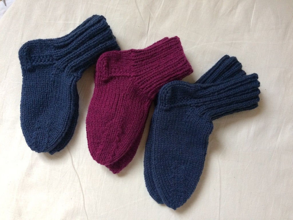 Handgestrickte Socken
